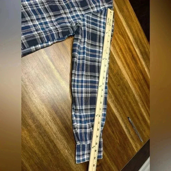 Vintage Woolrich Plaid Flannel Shirt in classic blue, white, black, and gray. - Picture 7 of 8